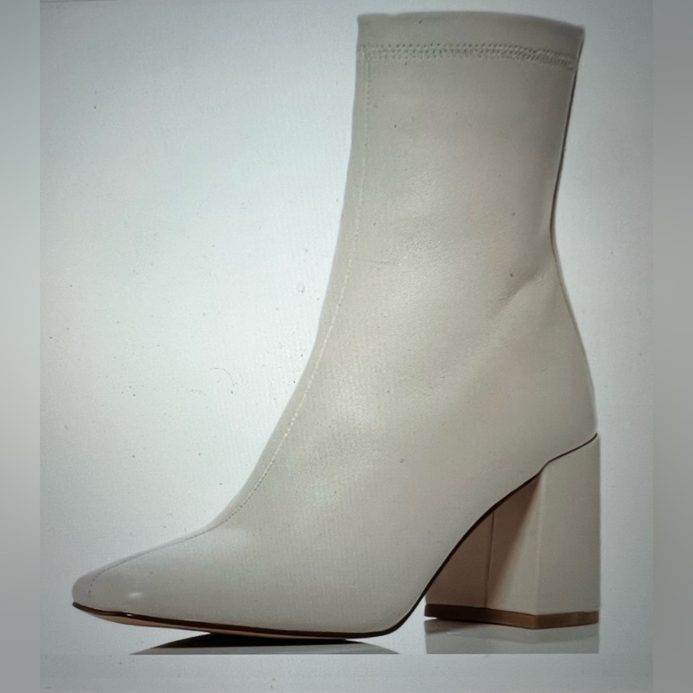 Aqua Juno Leather Square-Toe Booties NWOT